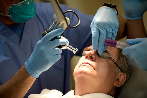 Dermatological surgery and laser unit